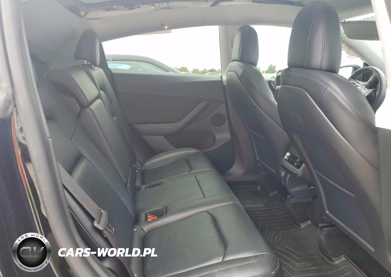2022 Tesla Model Y VIN:7SAYGDEF8NF407708 - 10