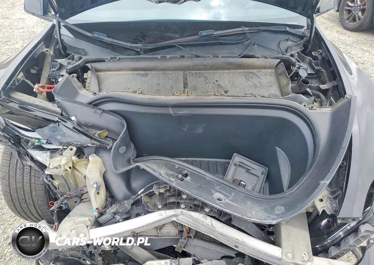 2022 Tesla Model Y VIN:7SAYGDEF8NF407708 - 11