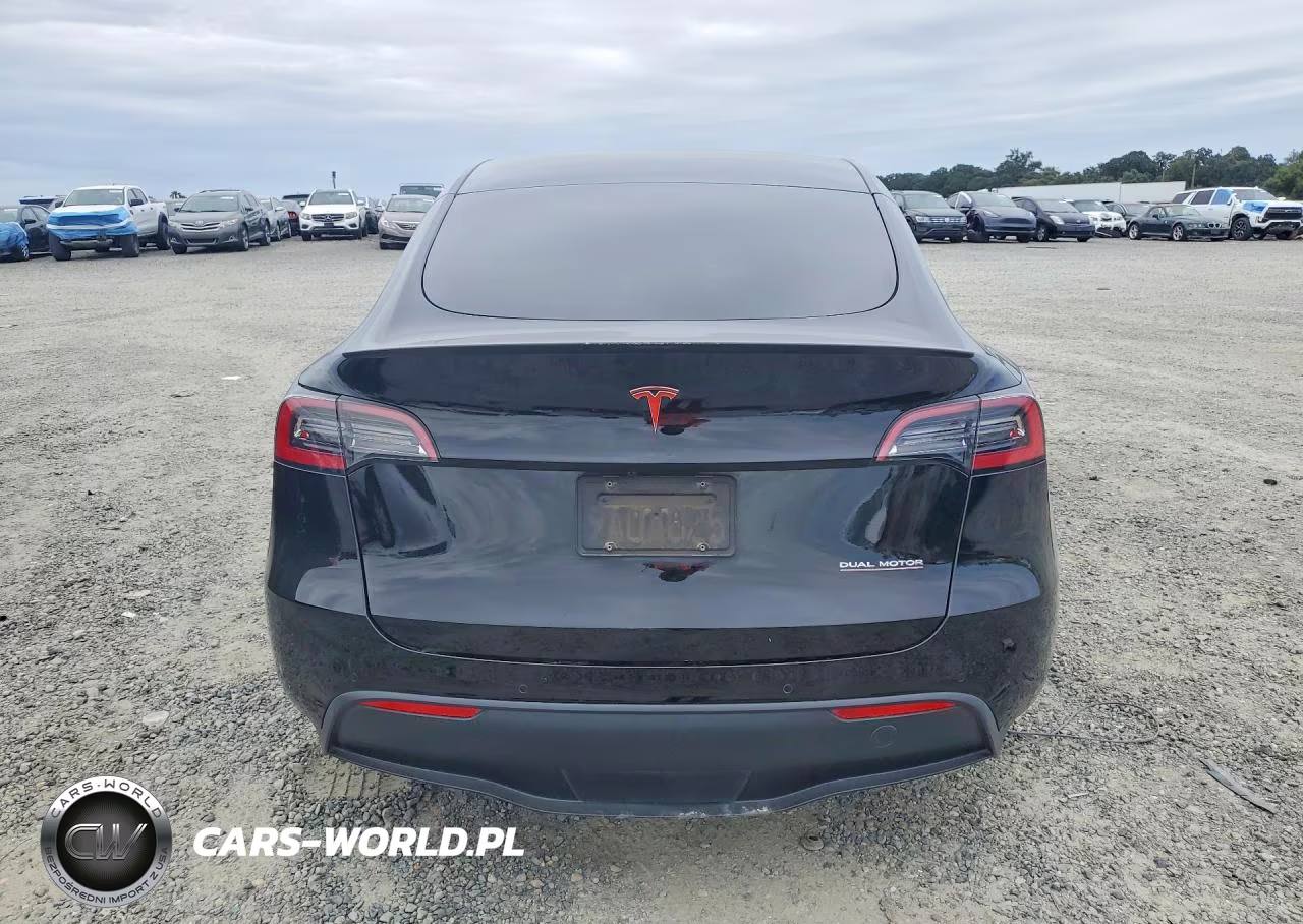 2022 Tesla Model Y VIN:7SAYGDEF8NF407708 - 6
