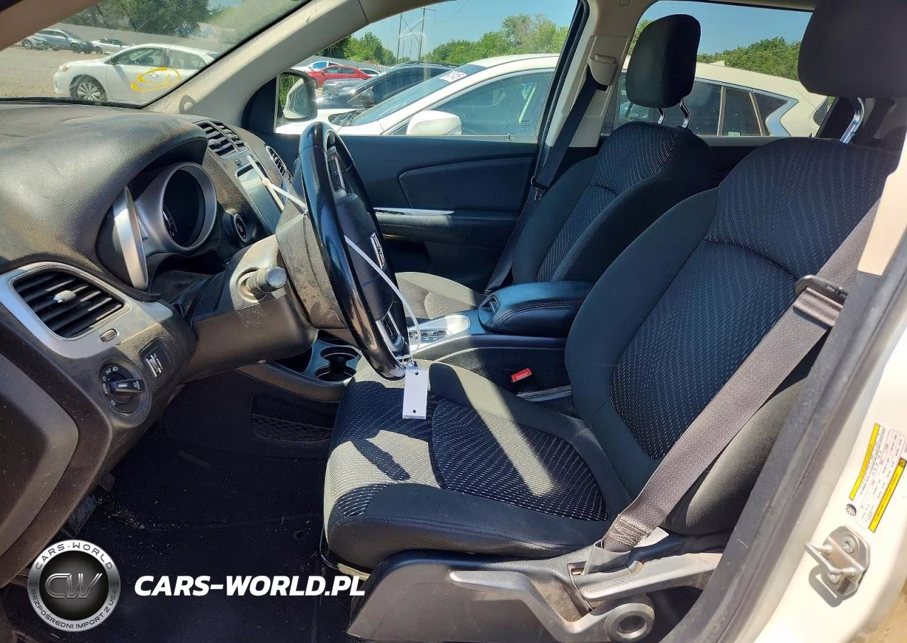 2019 Dodge Journey Se VIN:3C4PDCBB3KT872603 - 7