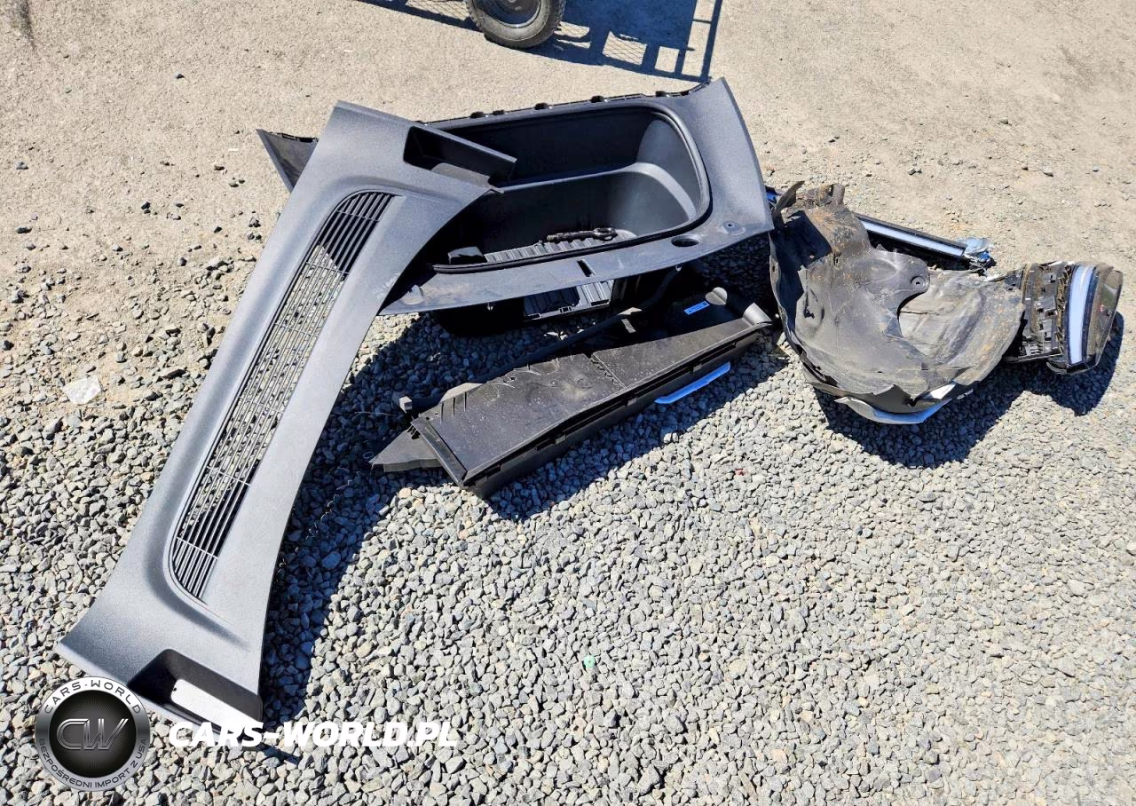 2026 Tesla Model Y VIN:7SAYGDEE2TF583111 - 13