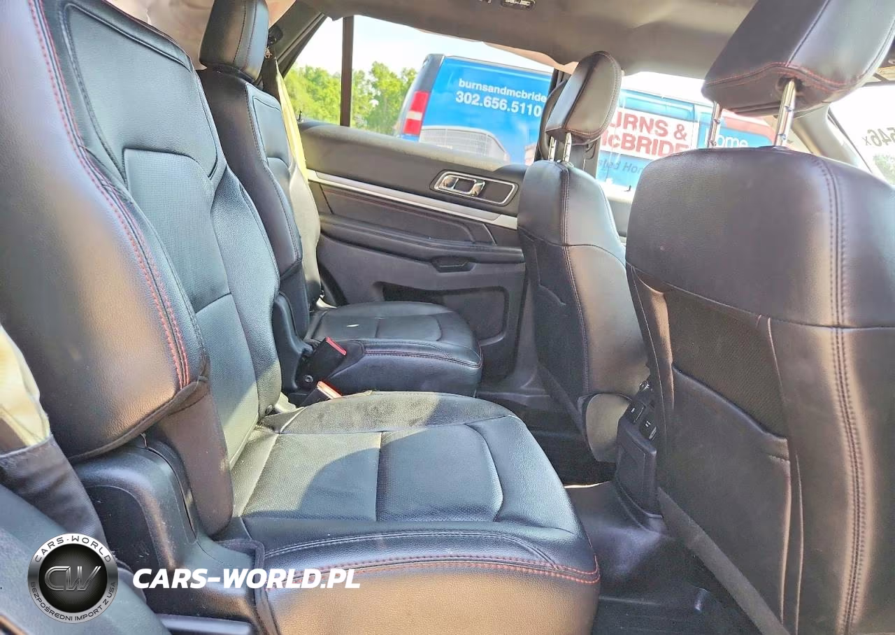 2019 Ford Explorer Sport VIN:1FM5K8GT1KGA04806 - 11