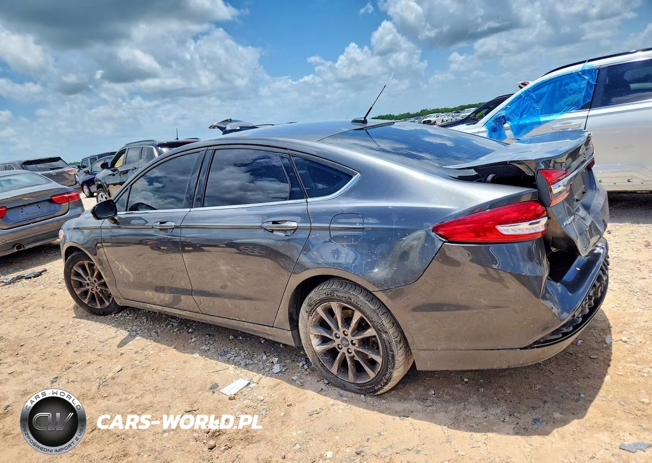 2017 Ford Fusion Se VIN:3FA6P0H74HR388200 - 2