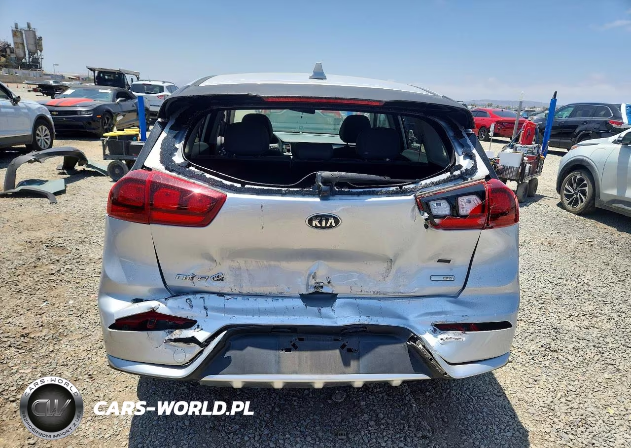 2018 Kia Niro Fe VIN:KNDCB3LC3J5206660 - 6