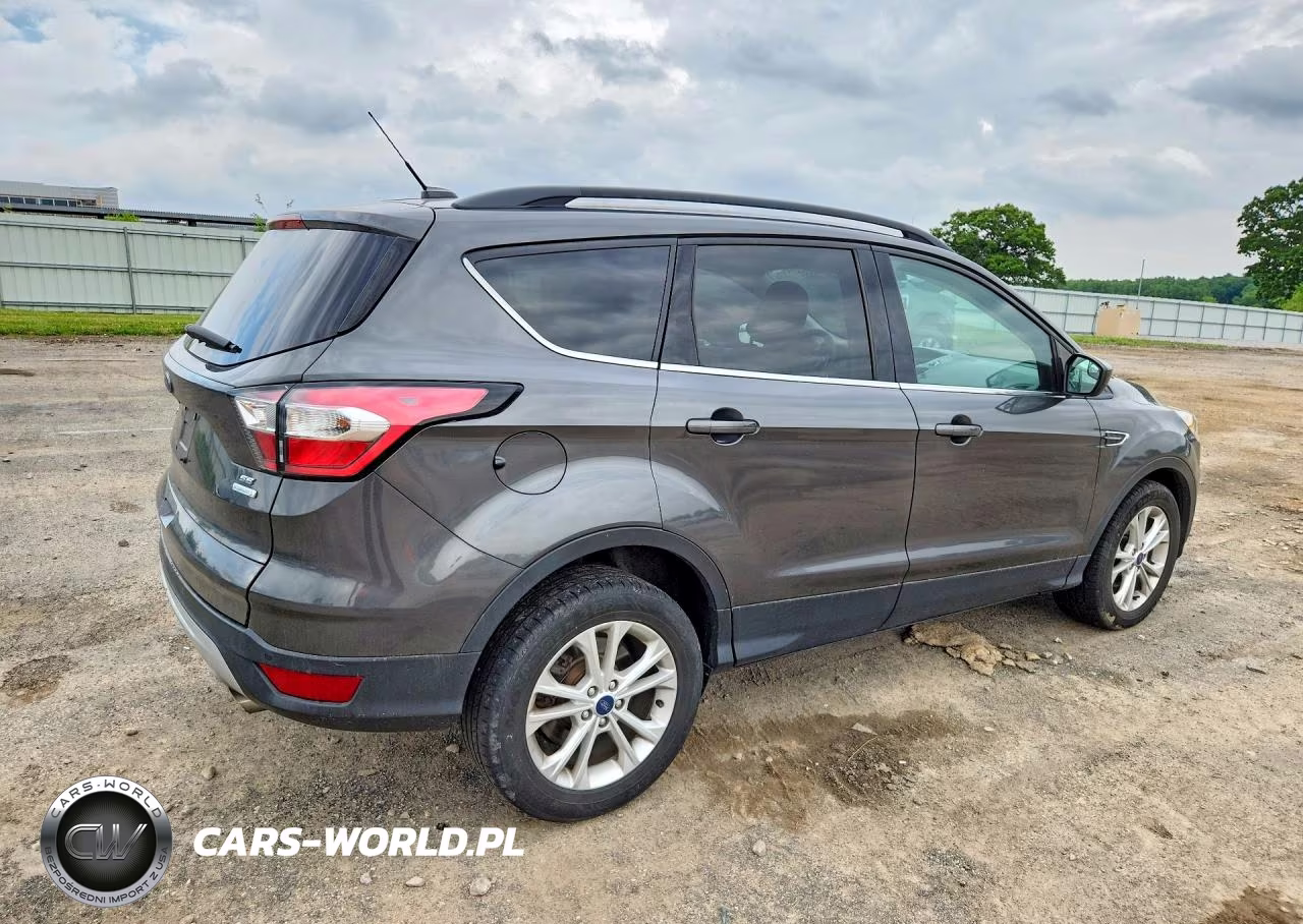 2018 Ford Escape Se VIN:1FMCU0GDXJUD07126 - 3