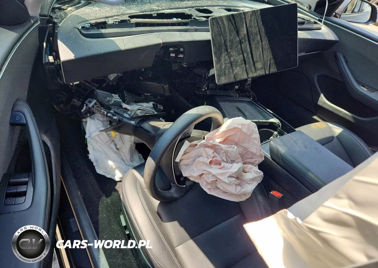 2024 Tesla Model 3 VIN:5YJ3E1EA4RF749422 - 8