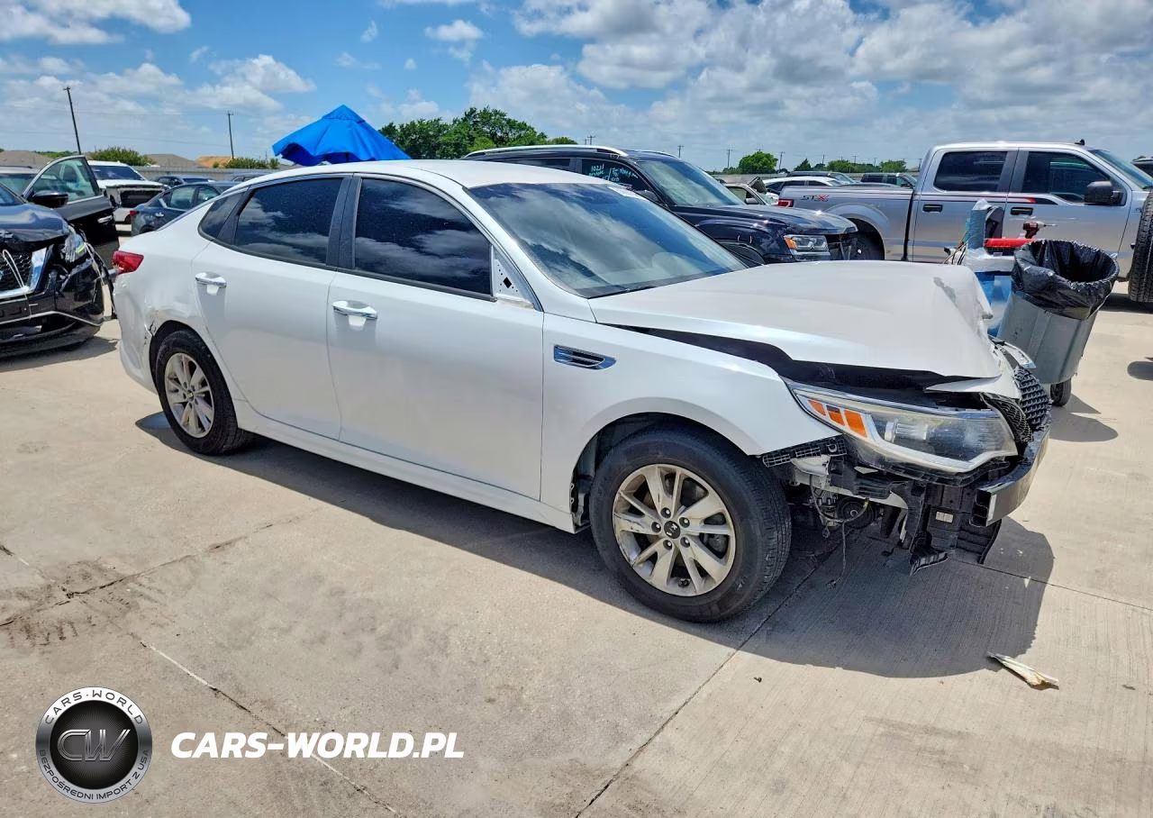 2016 Kia Optima Lx VIN:5XXGT4L33GG026006 - 4