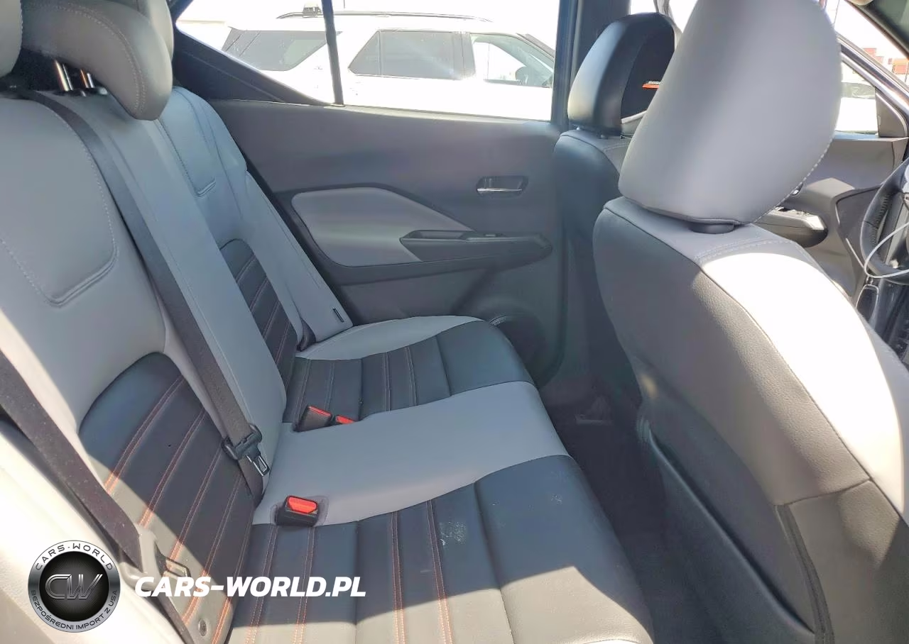 2024 Nissan Kicks Sr VIN:3N1CP5DVXRL564611 - 10