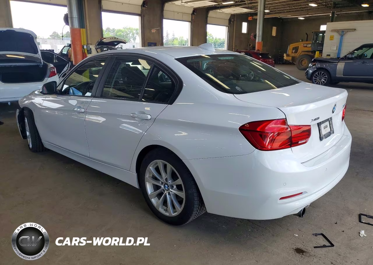2017 BMW 320 Xi VIN:WBA8E5G35HNU44097 - 2