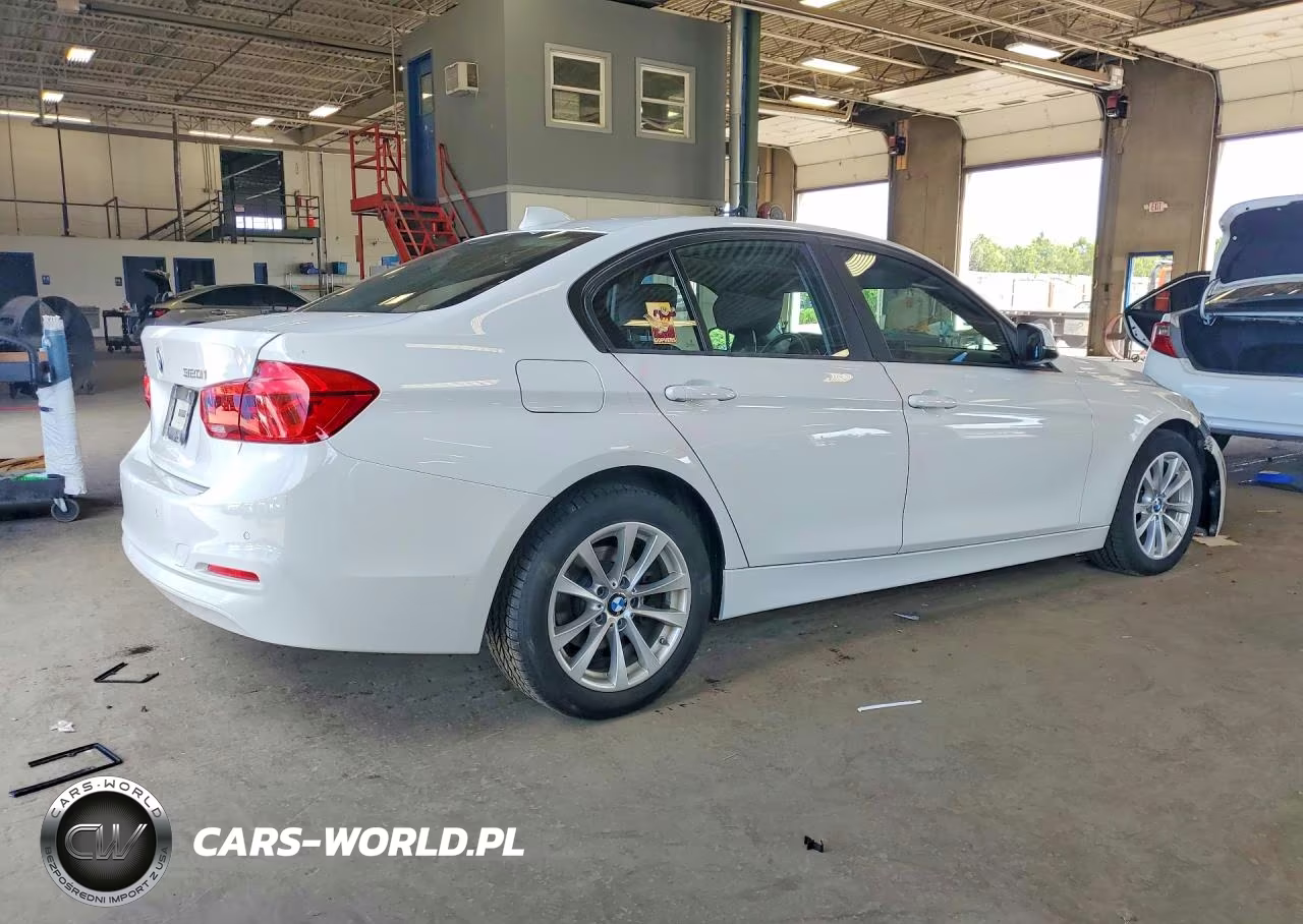 2017 BMW 320 Xi VIN:WBA8E5G35HNU44097 - 3