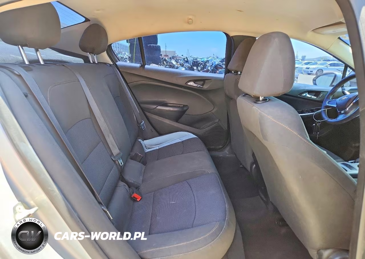 2018 Chevrolet Cruze Ls VIN:1G1BC5SM2J7237104 - 10