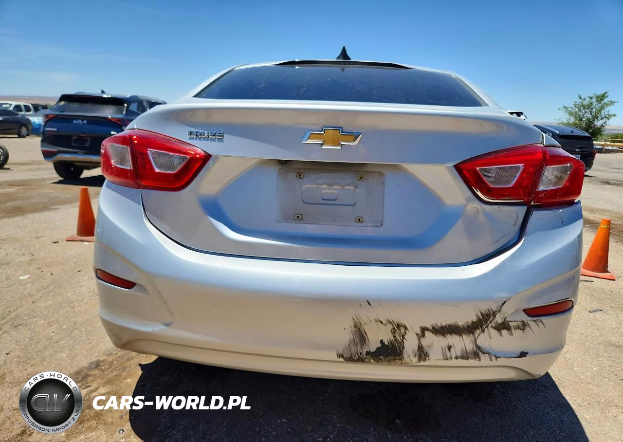 2018 Chevrolet Cruze Ls VIN:1G1BC5SM2J7237104 - 6