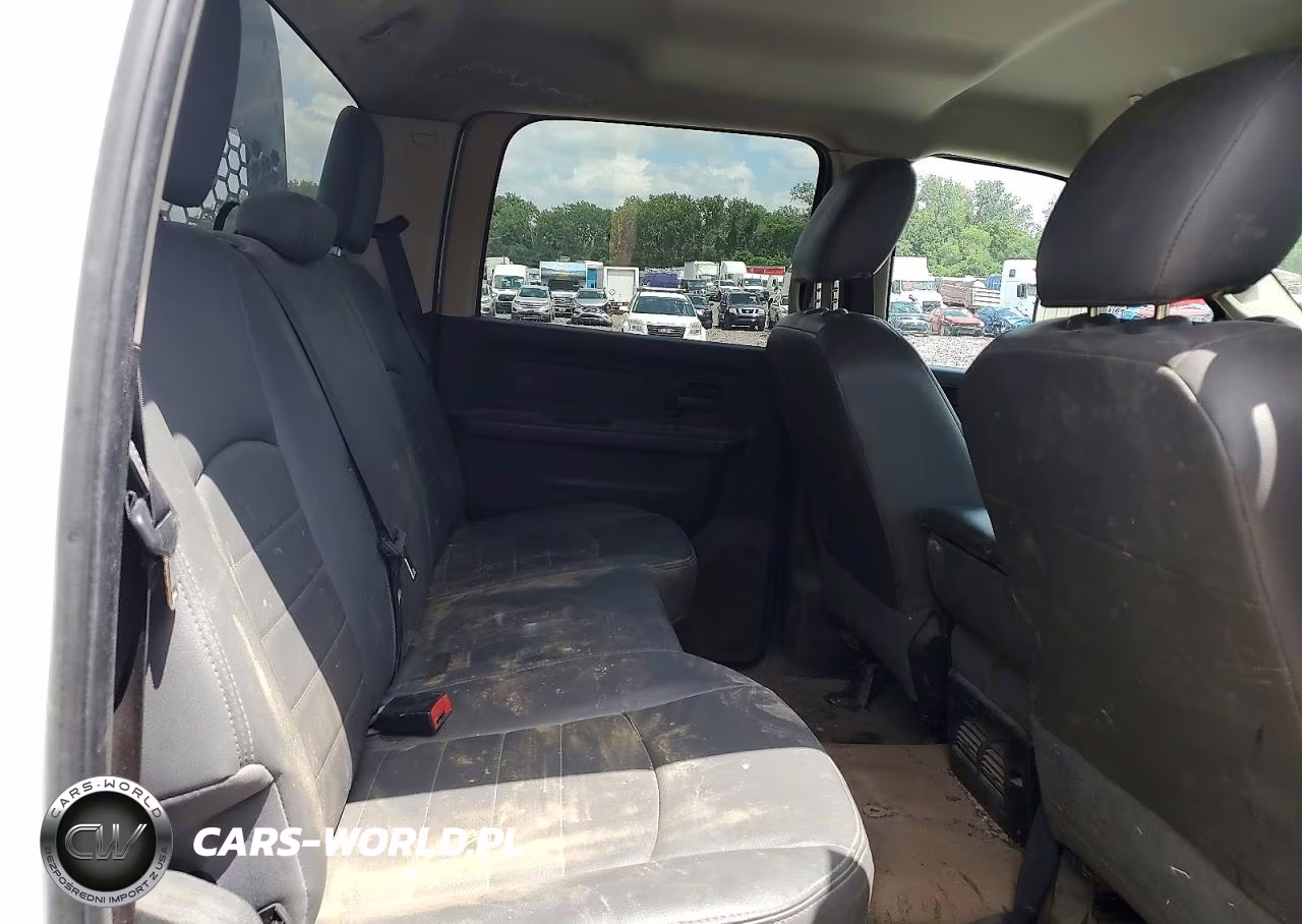 2018 Ram 5500 VIN:3C7WRNFL4JG110581 - 10