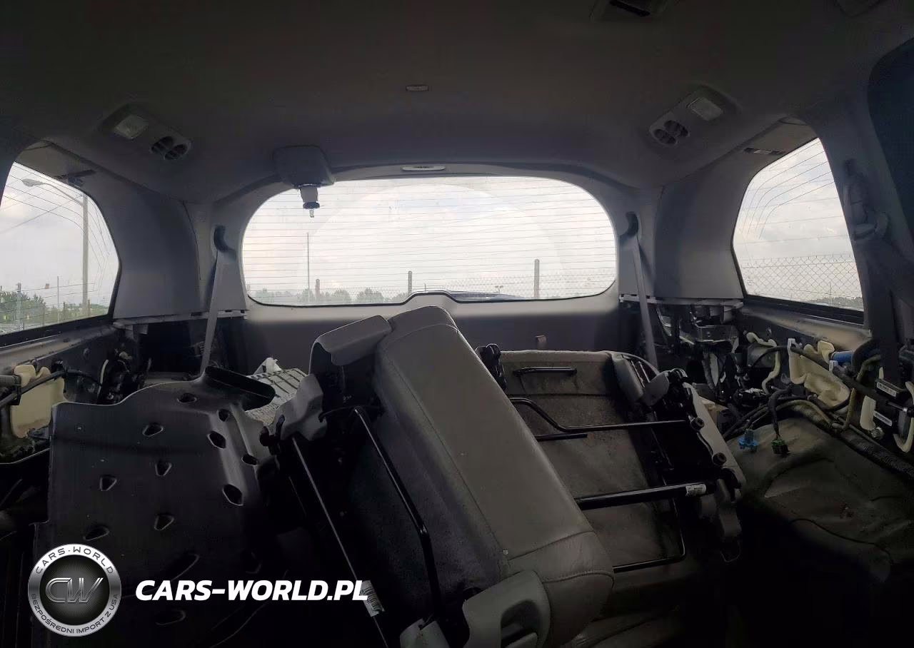 2013 Honda Odyssey Touring VIN:5FNRL5H95DB057073 - 10