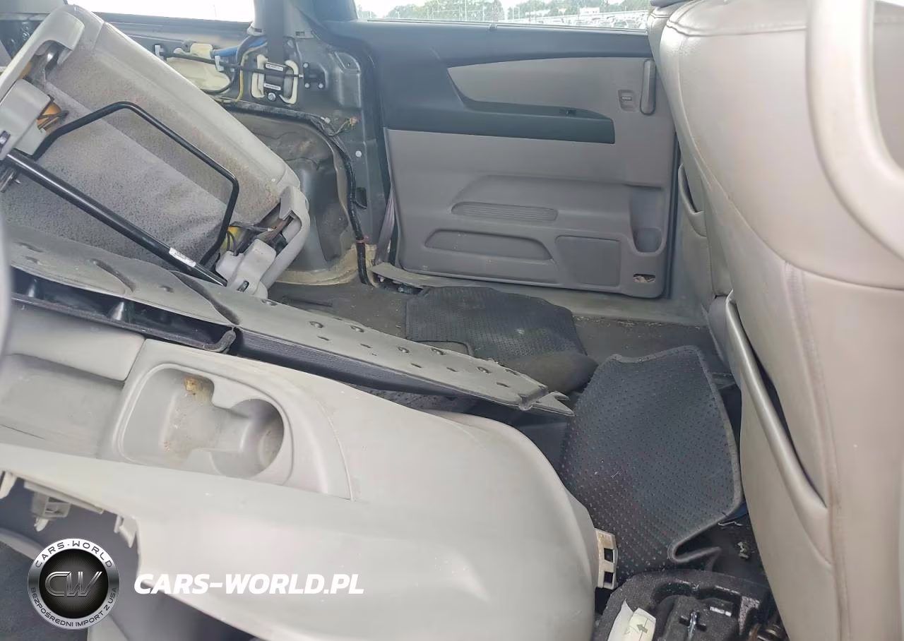 2013 Honda Odyssey Touring VIN:5FNRL5H95DB057073 - 11