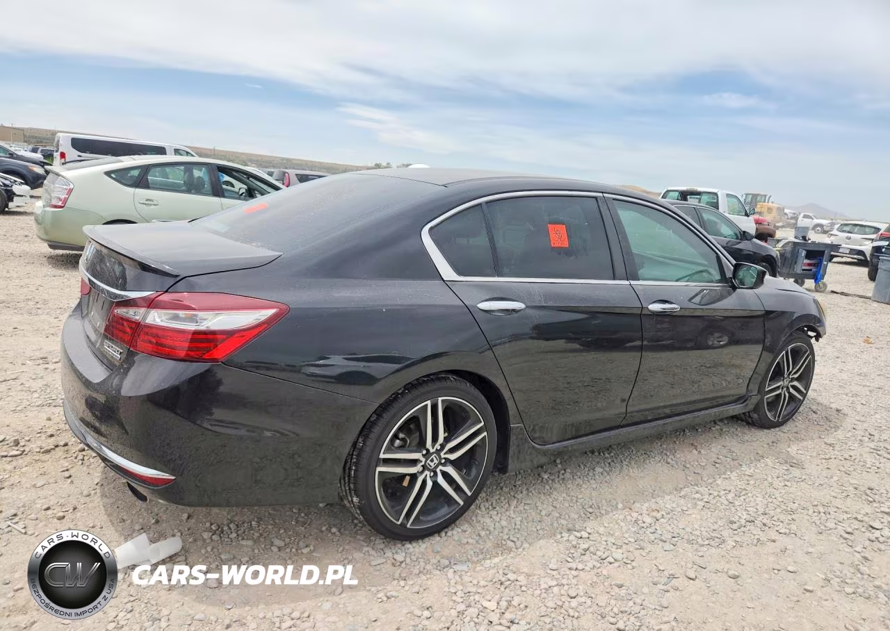 2017 Honda Accord Sport Special Edition VIN:1HGCR2F18HA066236 - 3