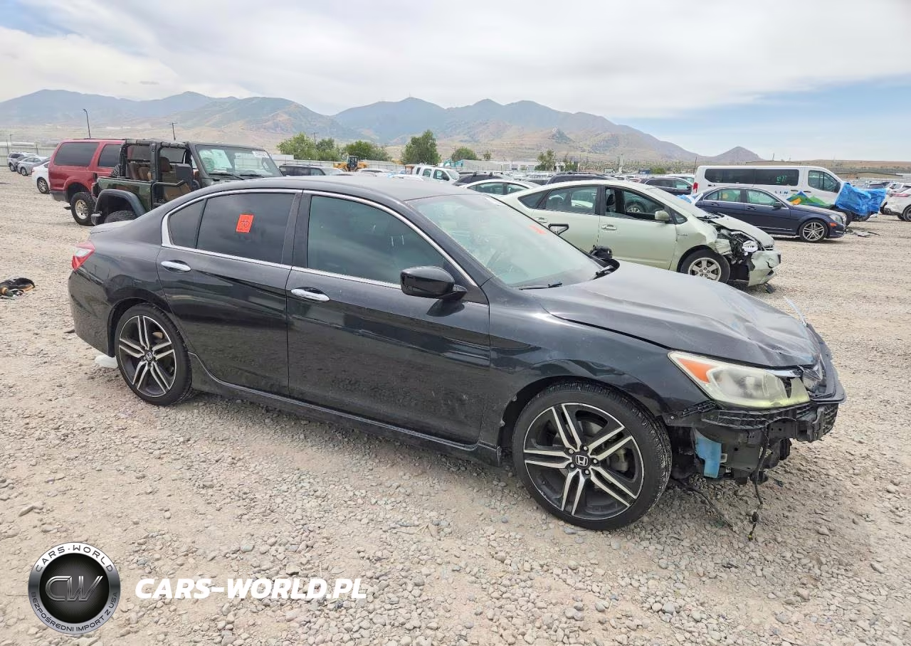 2017 Honda Accord Sport Special Edition VIN:1HGCR2F18HA066236 - 4