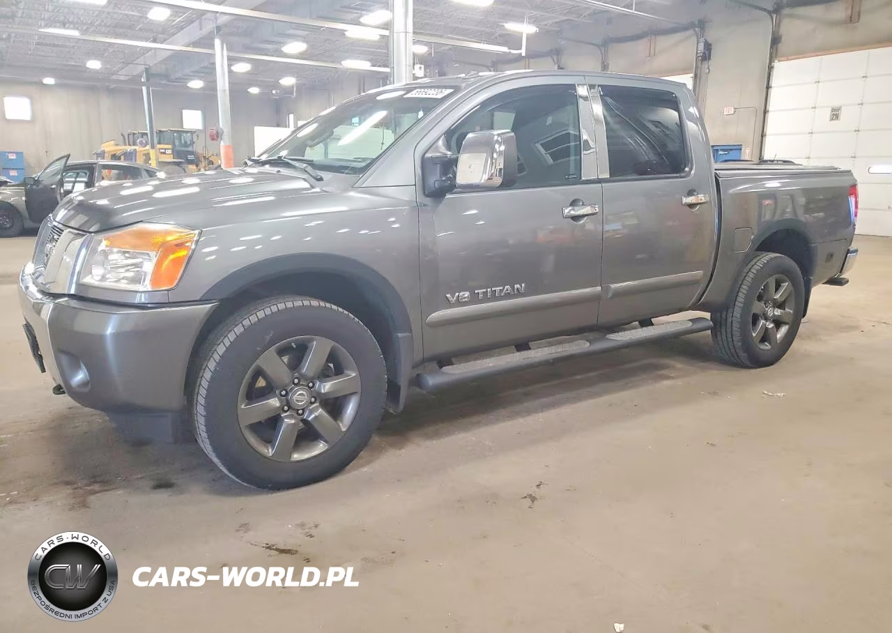 2015 Nissan Titan Sv