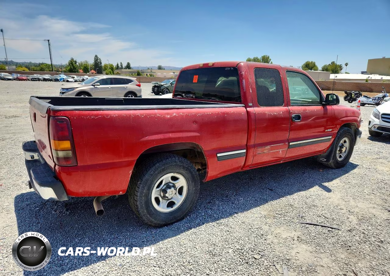 2002 Chevrolet Silverado C1500 VIN:2GCEC19TX21142945 - 3
