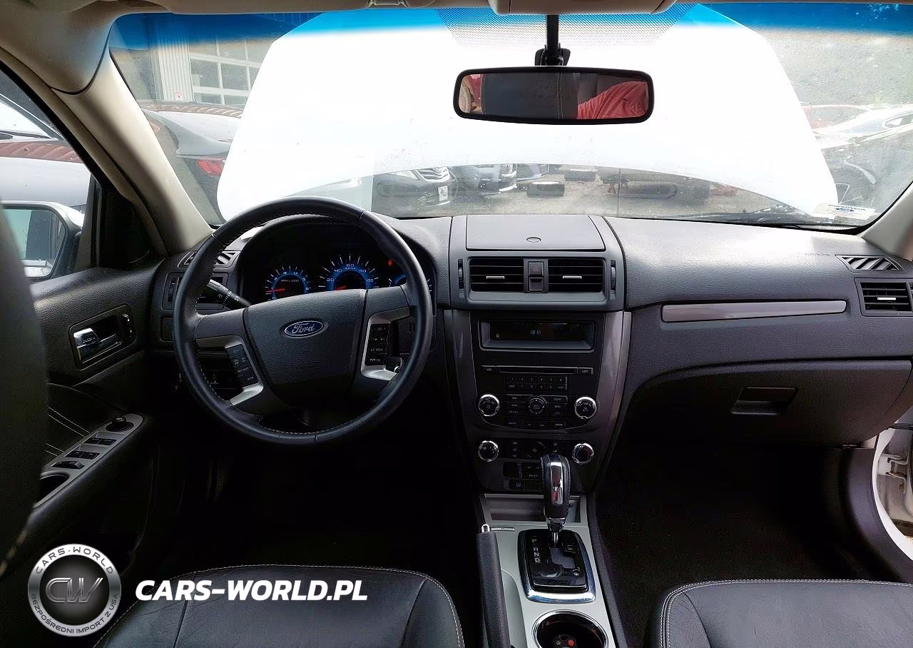 2012 Ford Fusion Sport VIN:3FAHP0KC6CR172257 - 9