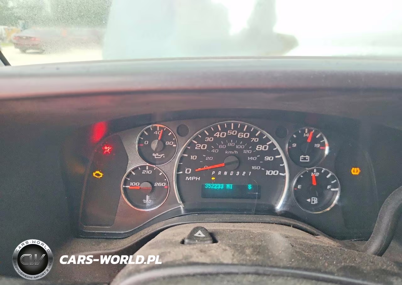 2012 Chevrolet Express G1500 VIN:1GCSGAFXXC1178138 - 9