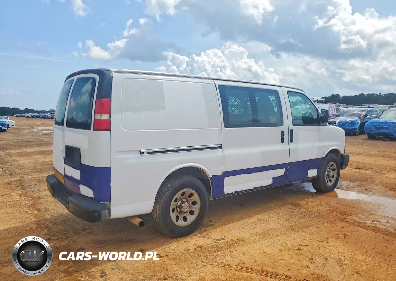 2012 Chevrolet Express G1500 VIN:1GCSGAFX2C1149717 - 3