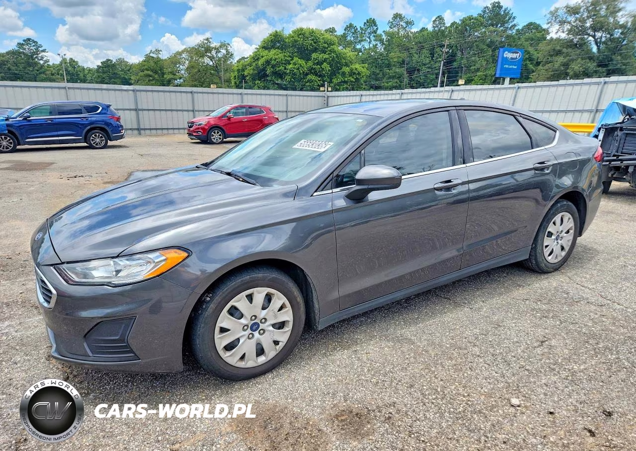 2020 Ford Fusion S – zdjęcie 1 z 12