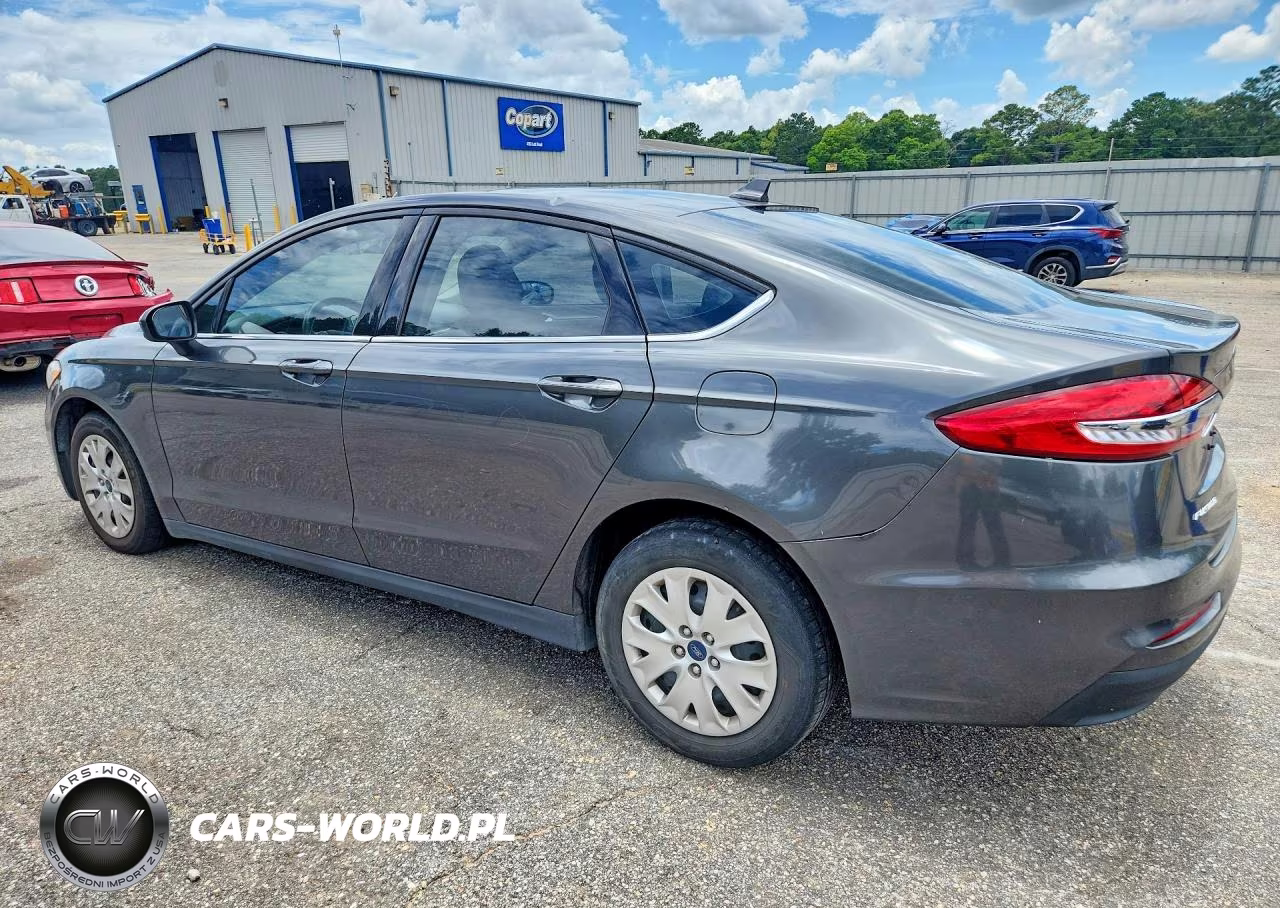 2020 Ford Fusion S VIN:3FA6P0G74LR102775 - 2