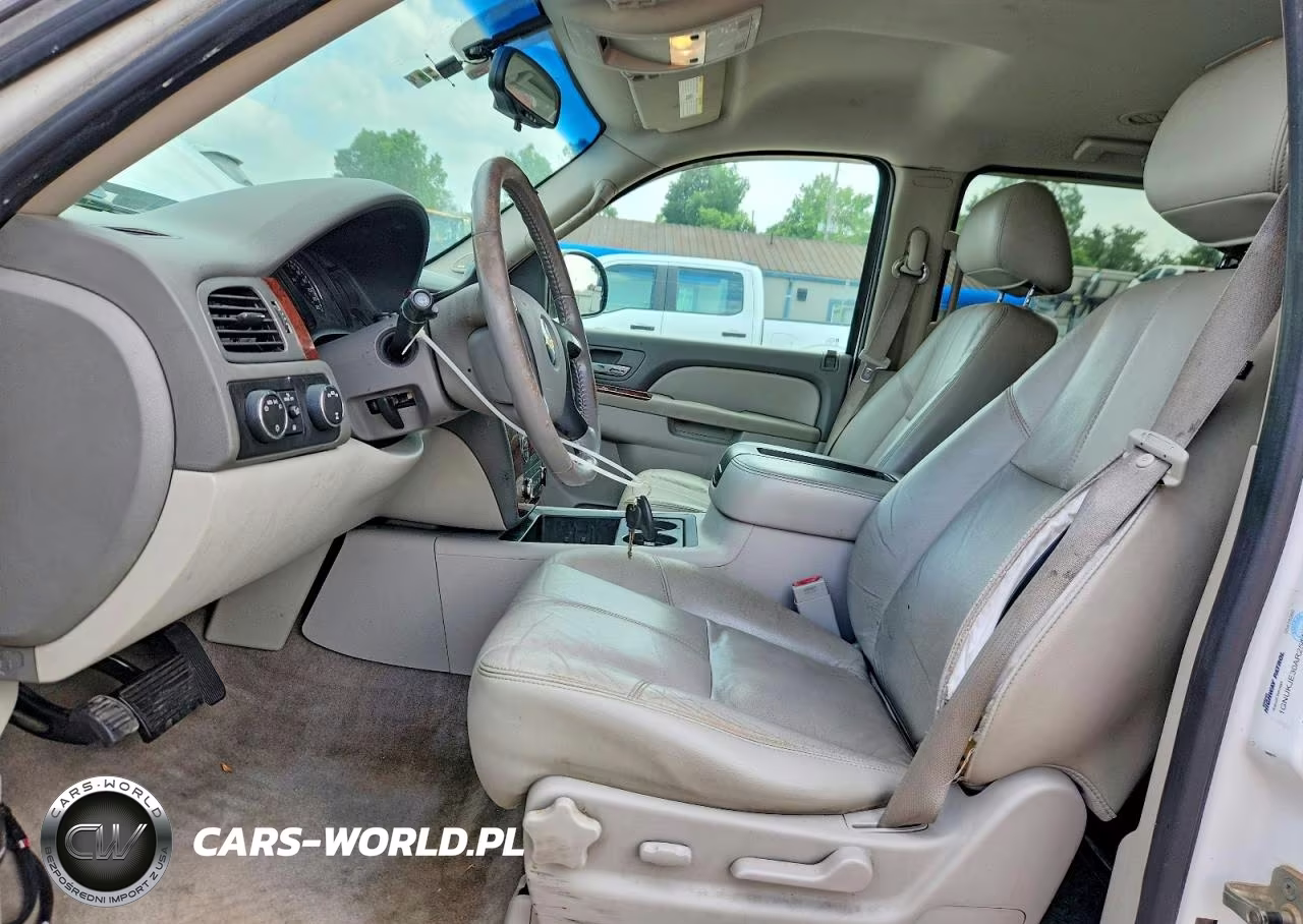 2010 Chevrolet Suburban K1500 Lt VIN:1GNUKJE30AR254459 - 7