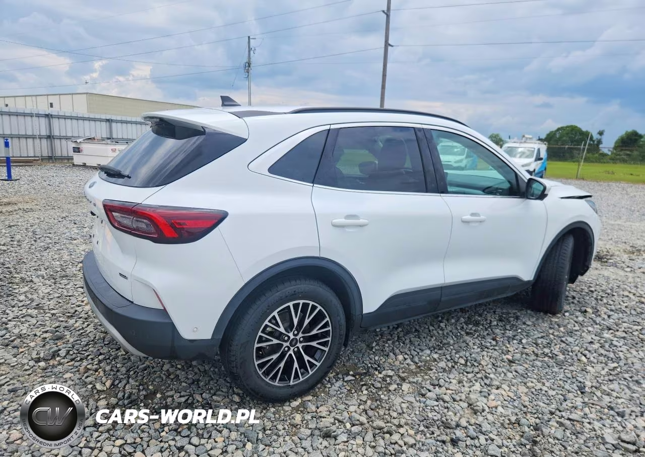 2023 Ford Escape VIN:1FMCU0E11PUA90986 - 3