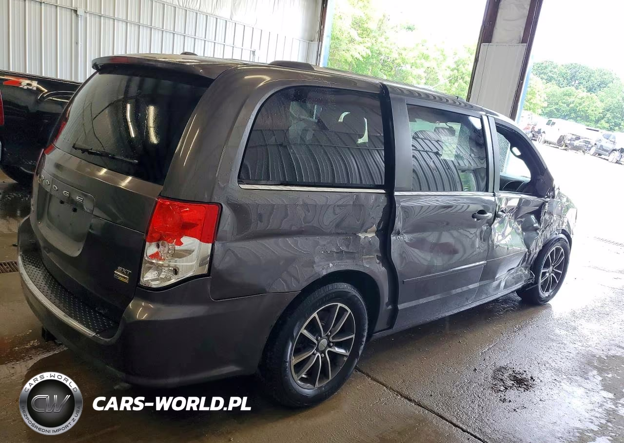 2017 Dodge Grand Caravan Sxt VIN:2C4RDGCG2HR692888 - 3