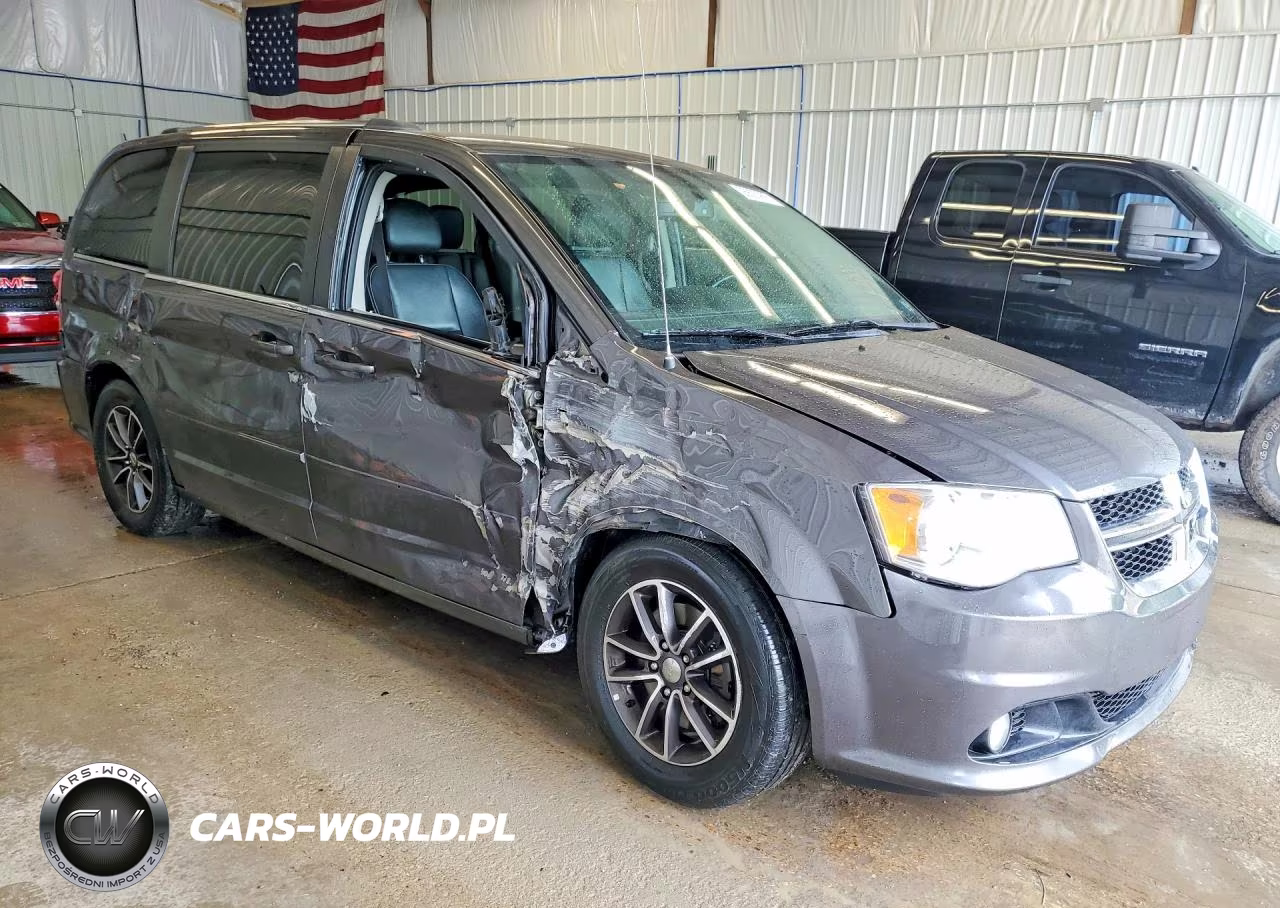 2017 Dodge Grand Caravan Sxt VIN:2C4RDGCG2HR692888 - 4