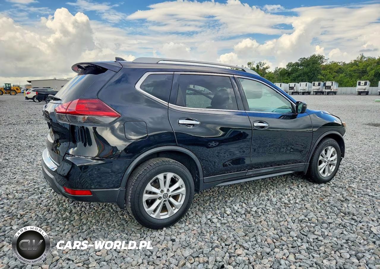 2018 Nissan Rogue S VIN:5N1AT2MT4JC852262 - 3