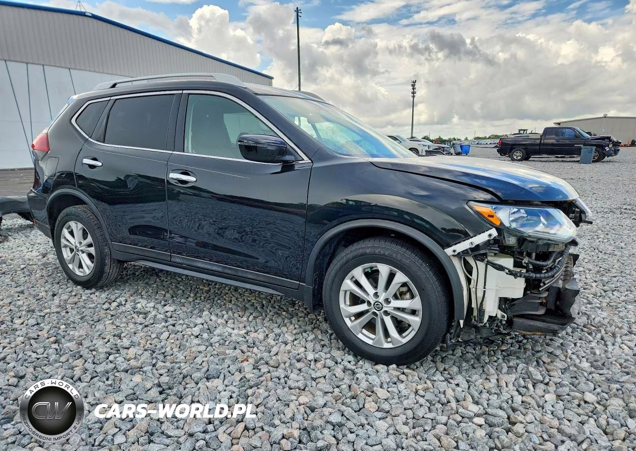 2018 Nissan Rogue S VIN:5N1AT2MT4JC852262 - 4