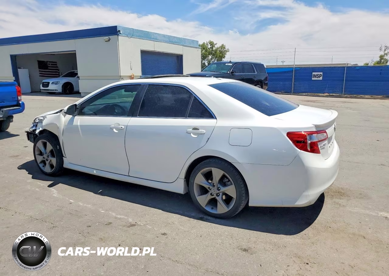 2014 Toyota Camry Se Sport VIN:4T1BF1FK2EU447012 - 2