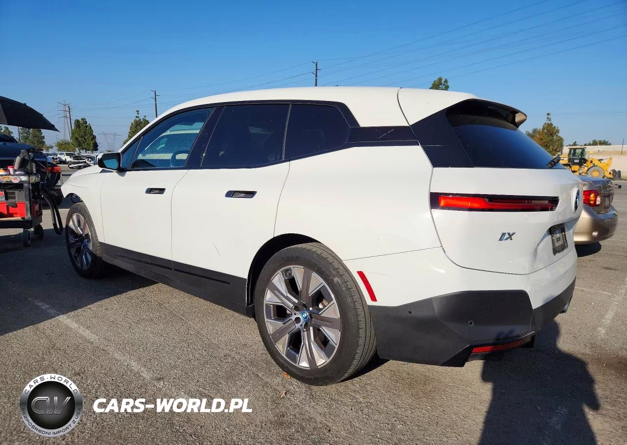 2025 BMW Ix xDrive50 VIN:WB523CF00SCT40738 - 2