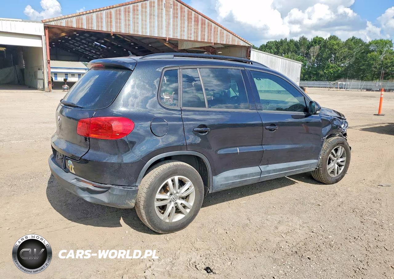 2016 Volkswagen Tiguan S VIN:WVGAV7AX4GW517525 - 3