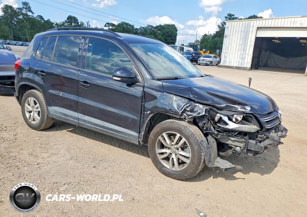 2016 Volkswagen Tiguan S VIN:WVGAV7AX4GW517525 - 4