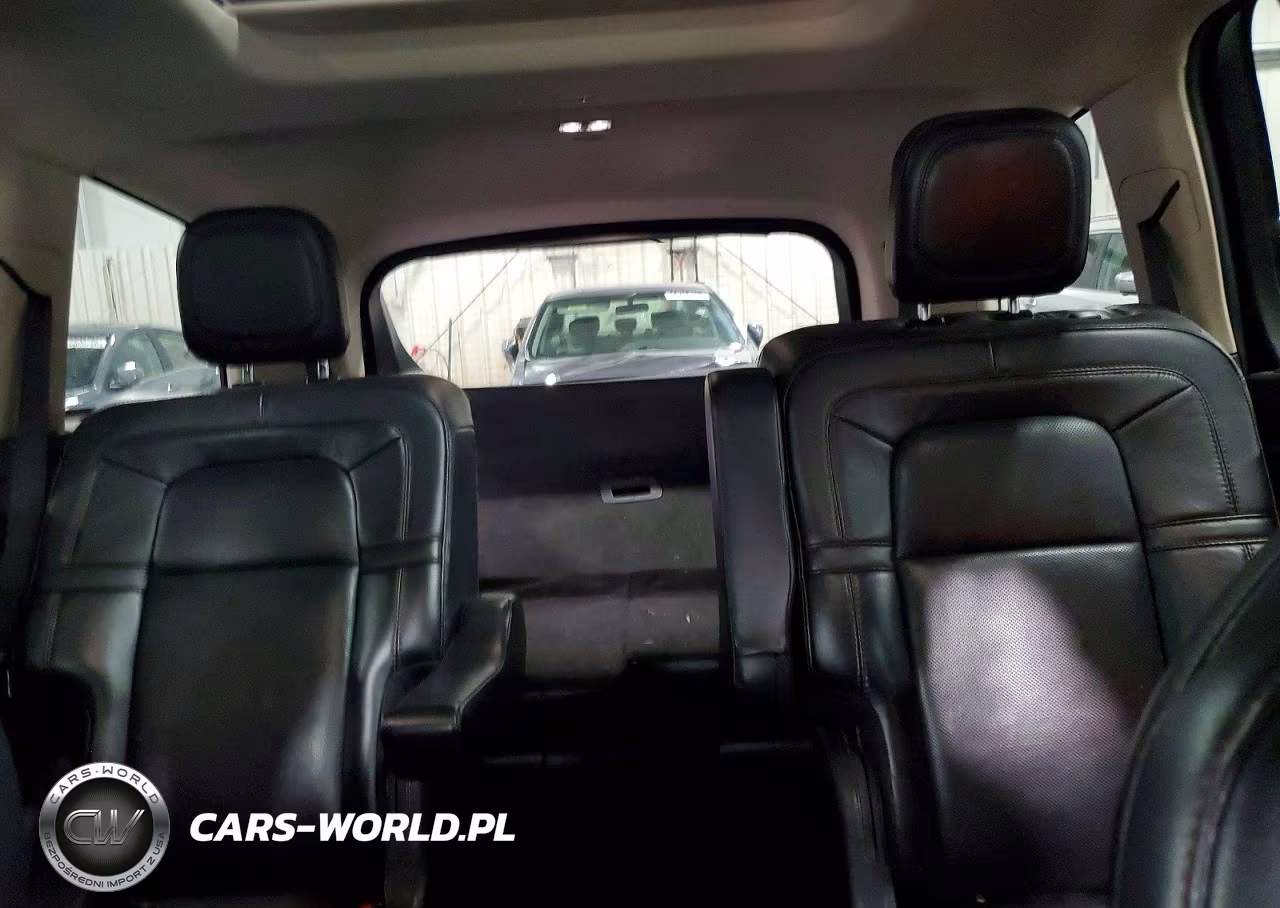 2022 Lincoln Aviator Reserve VIN:5LM5J7XC7NGL02792 - 10