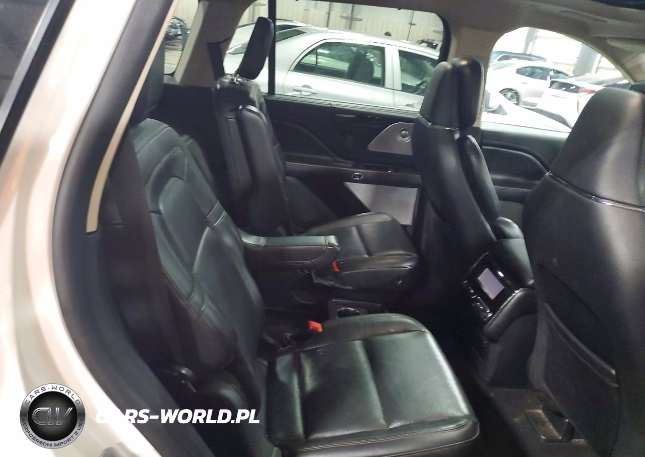 2022 Lincoln Aviator Reserve VIN:5LM5J7XC7NGL02792 - 11