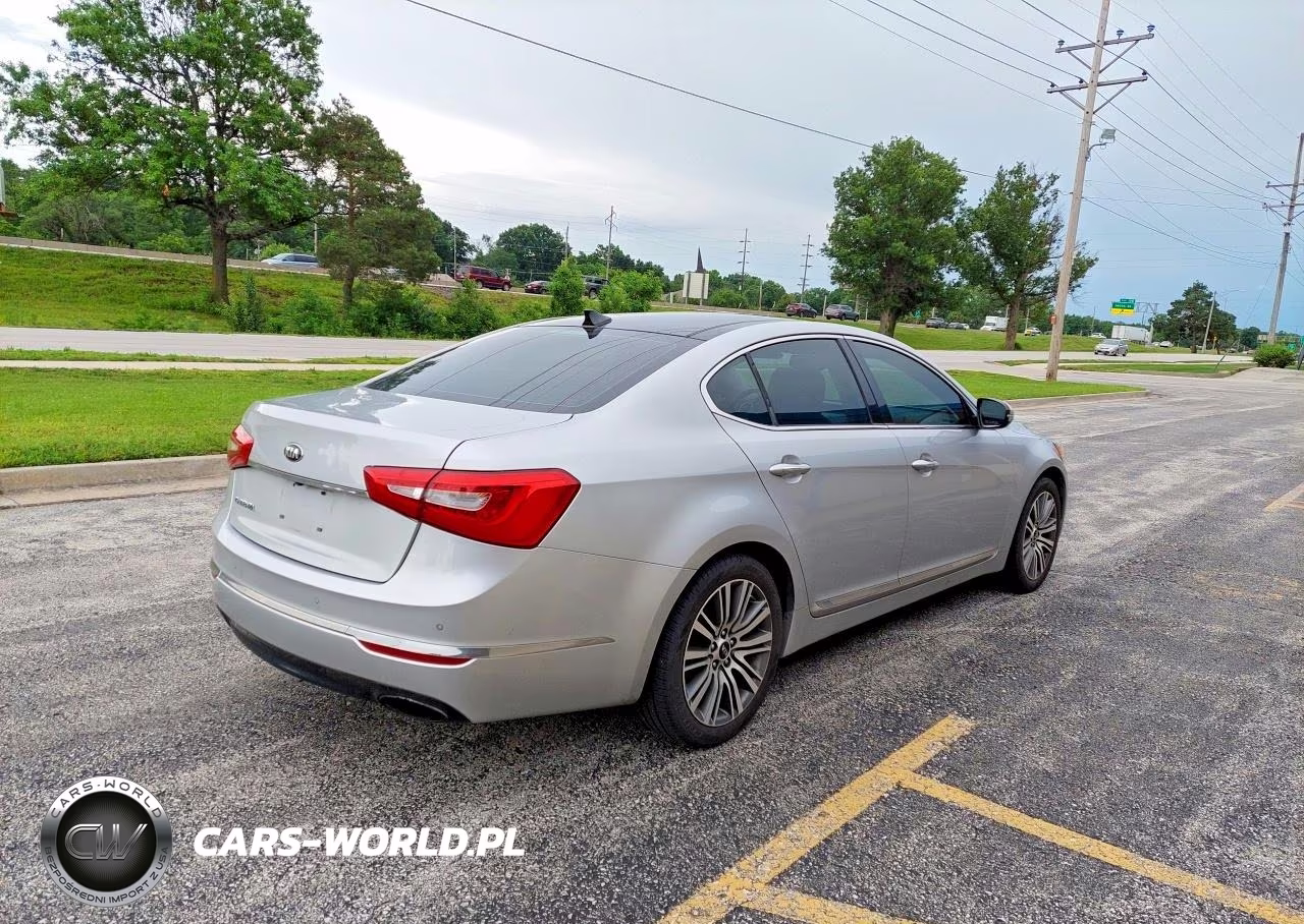 2016 Kia Cadenza Luxury VIN:KNALN4D71G5211067 - 4