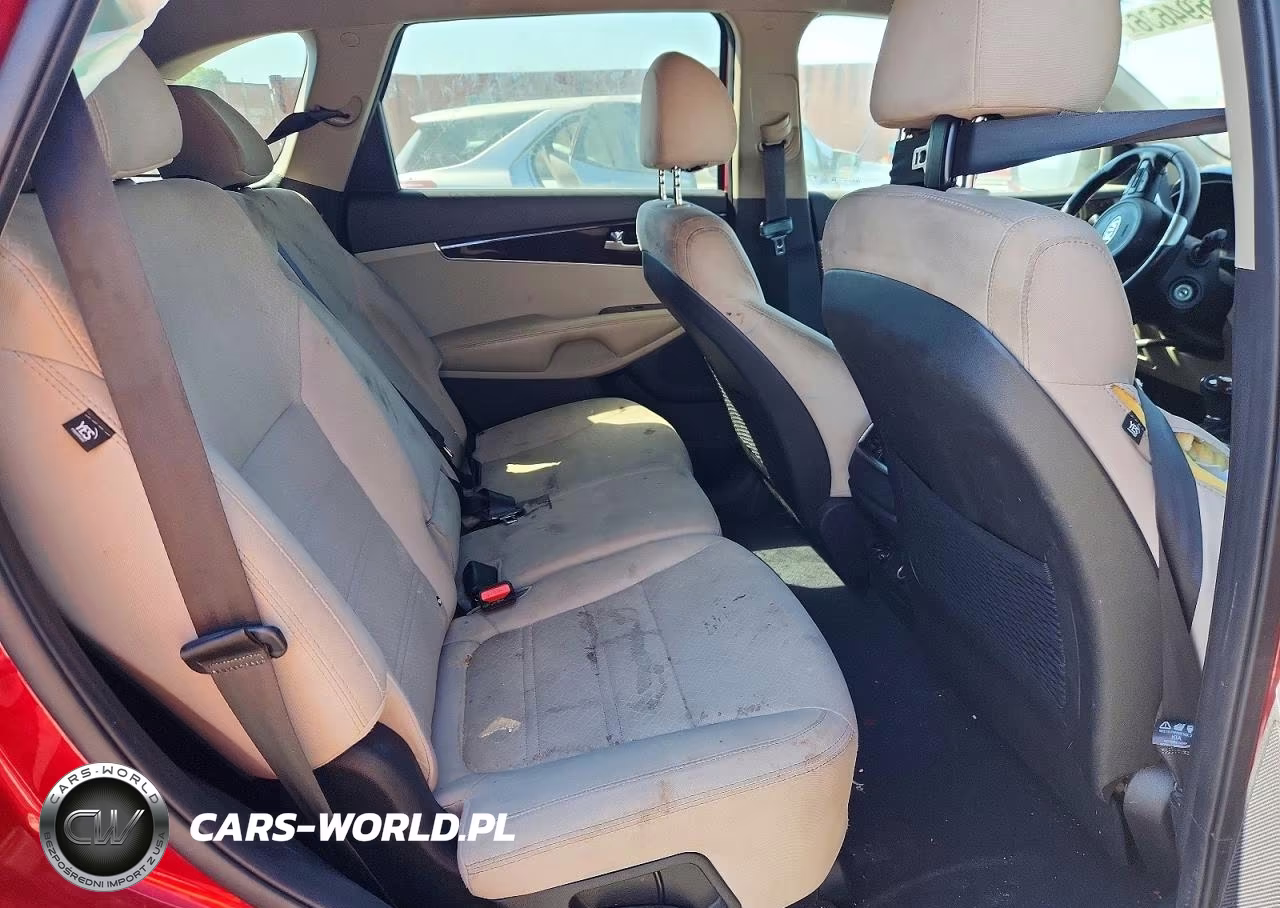 2018 Kia Sorento Lx V6 VIN:5XYPGDA59JG382407 - 11