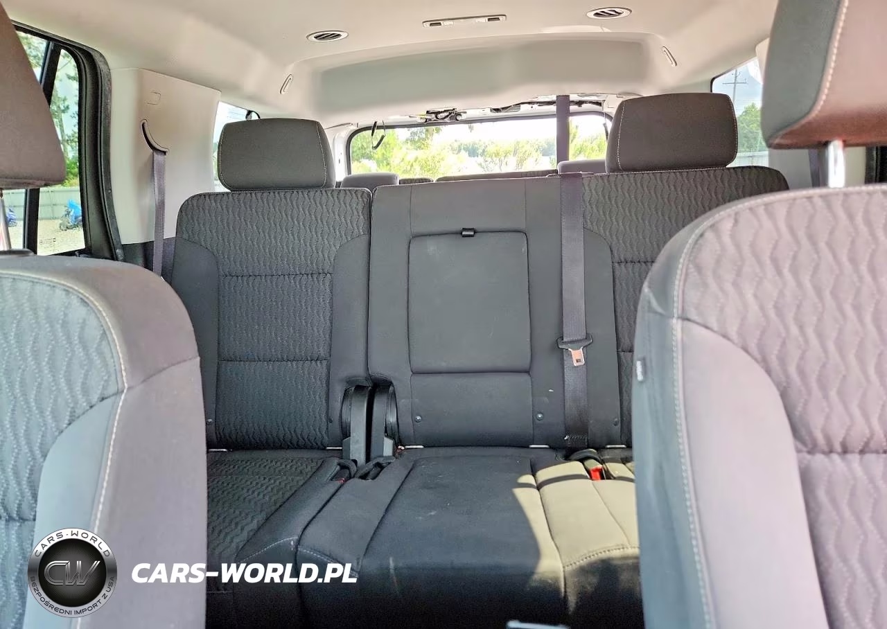 2017 Chevrolet Tahoe C1500 Ls VIN:1GNSCAKC3HR295672 - 10