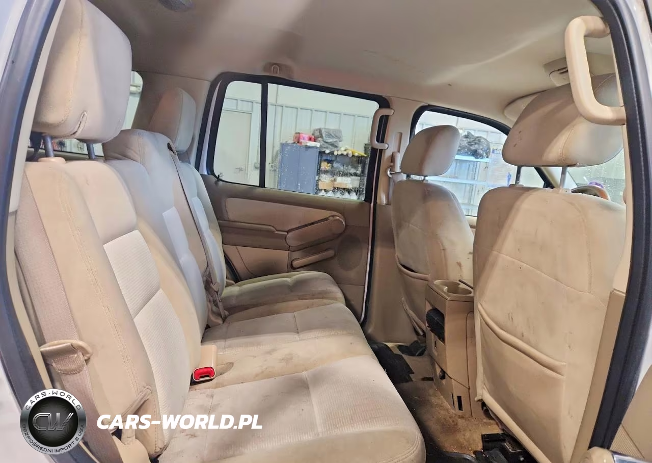 2007 Ford Explorer Xlt VIN:1FMEU73E97UB79227 - 10