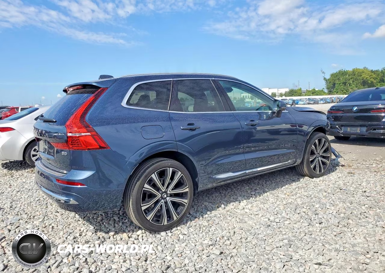2023 Volvo Xc60 Ultimate VIN:YV4L12DA0P1379141 - 3