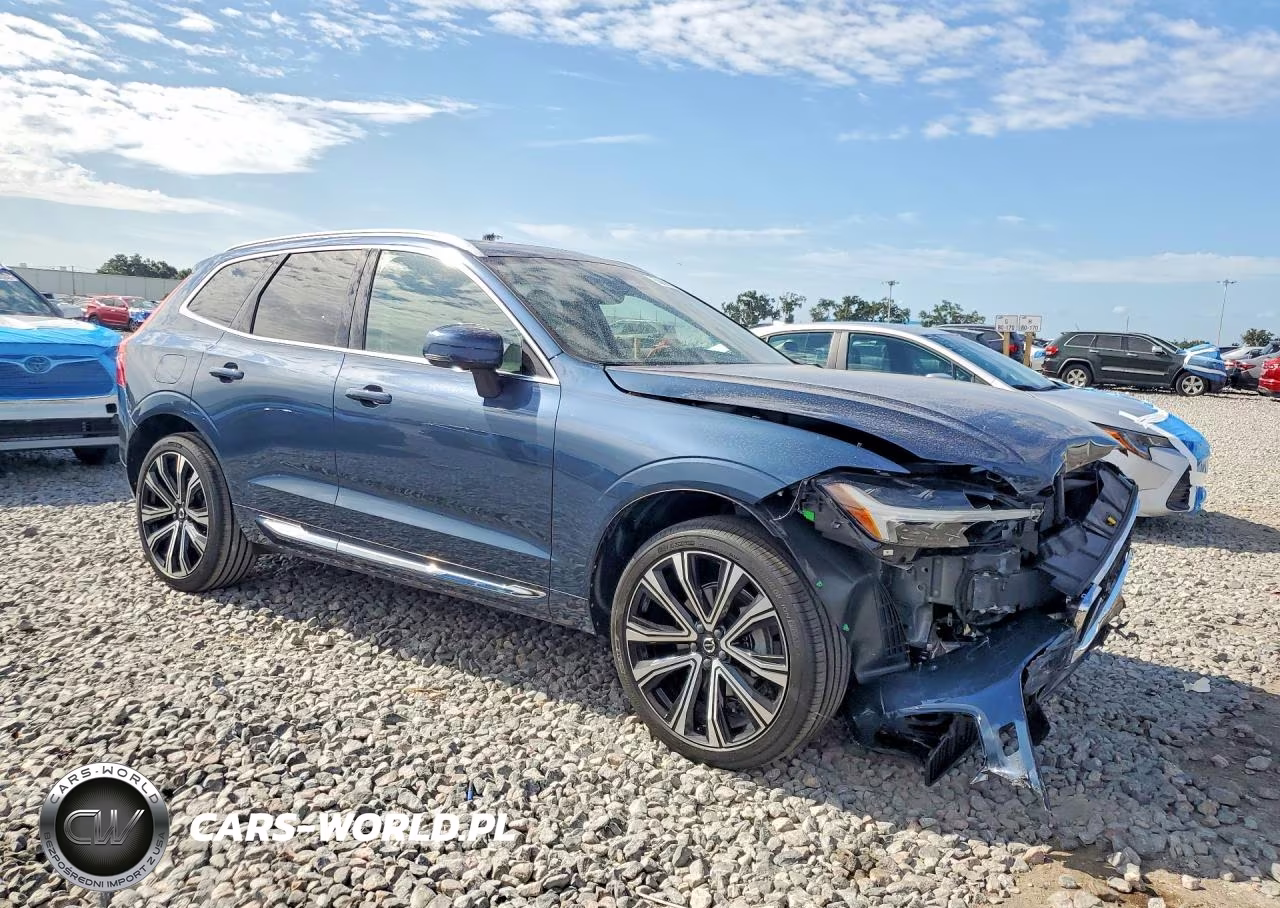 2023 Volvo Xc60 Ultimate VIN:YV4L12DA0P1379141 - 4