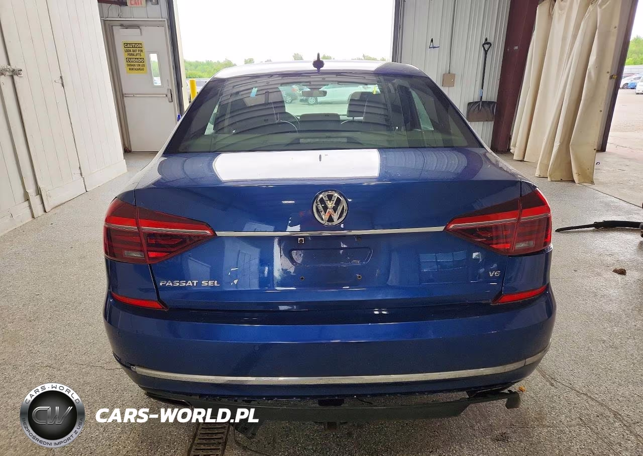 2017 Volkswagen Passat Sel Premium VIN:1VWCM7A33HC068870 - 6