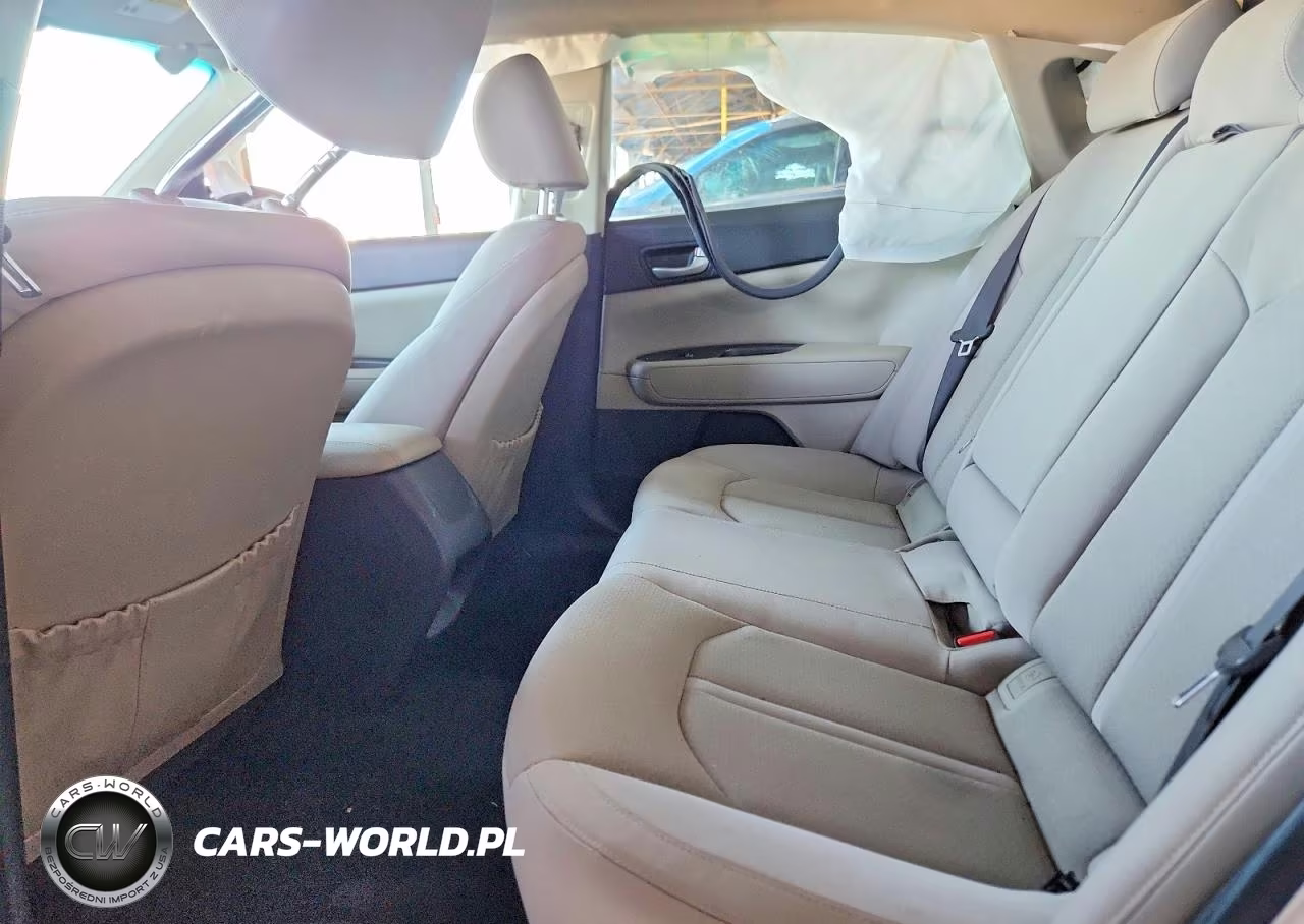 2017 Kia Optima Lx VIN:KNAGT4L30H5133582 - 10