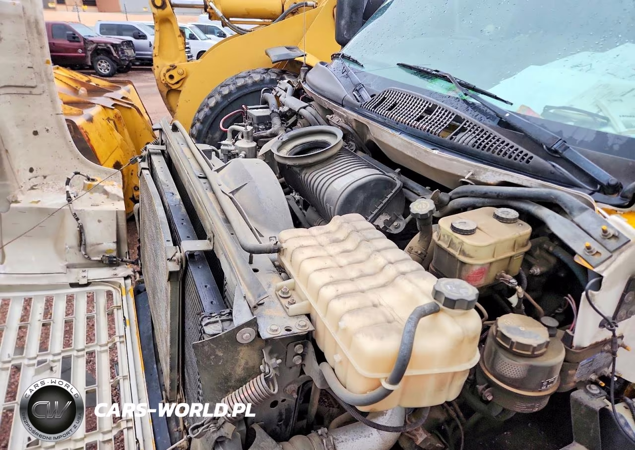 2005 GMC C7500 Flatbed Truck With Crash Attenuator VIN:1GDJ7C1C85F530503 - 12
