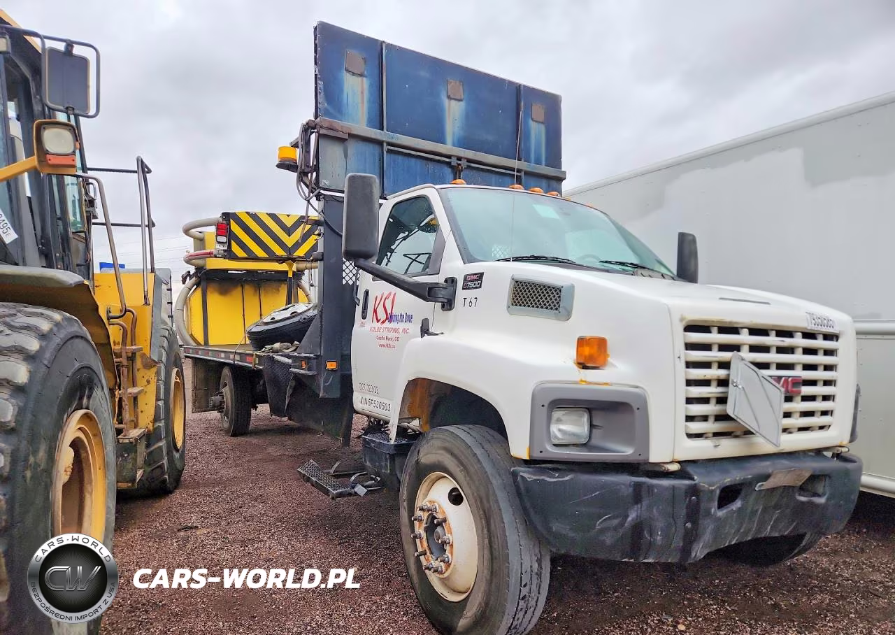 2005 GMC C7500 Flatbed Truck With Crash Attenuator VIN:1GDJ7C1C85F530503 - 4